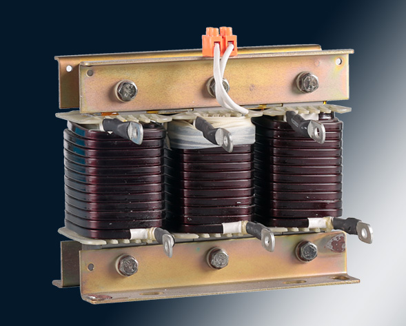 NMCKSG低壓 NMCKSC高壓電容器串聯(lián)電抗器在補(bǔ)償容性無(wú)功功率的時(shí)候，往往會(huì)受到諧波電流，合閘涌流及操作過(guò)電壓的影響，造成電容器損壞和功率因數(shù)降低，為此需…